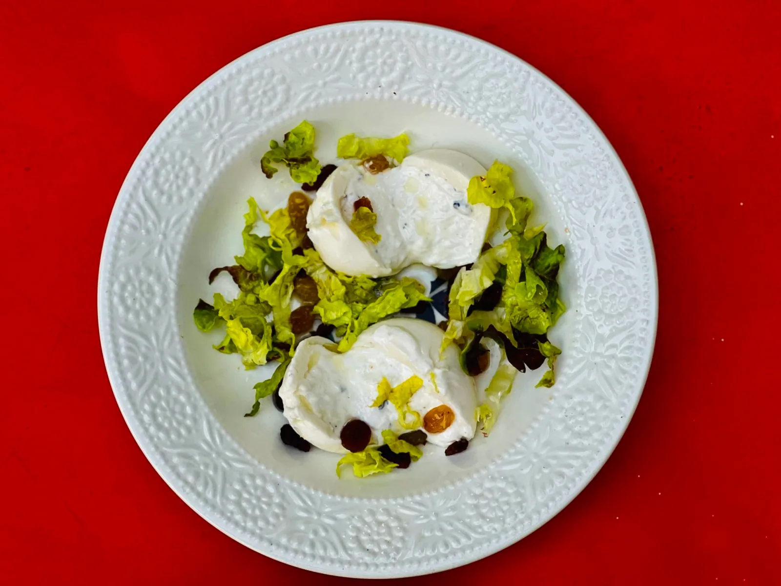 Burrata et salade de l’Hôtel La Suite