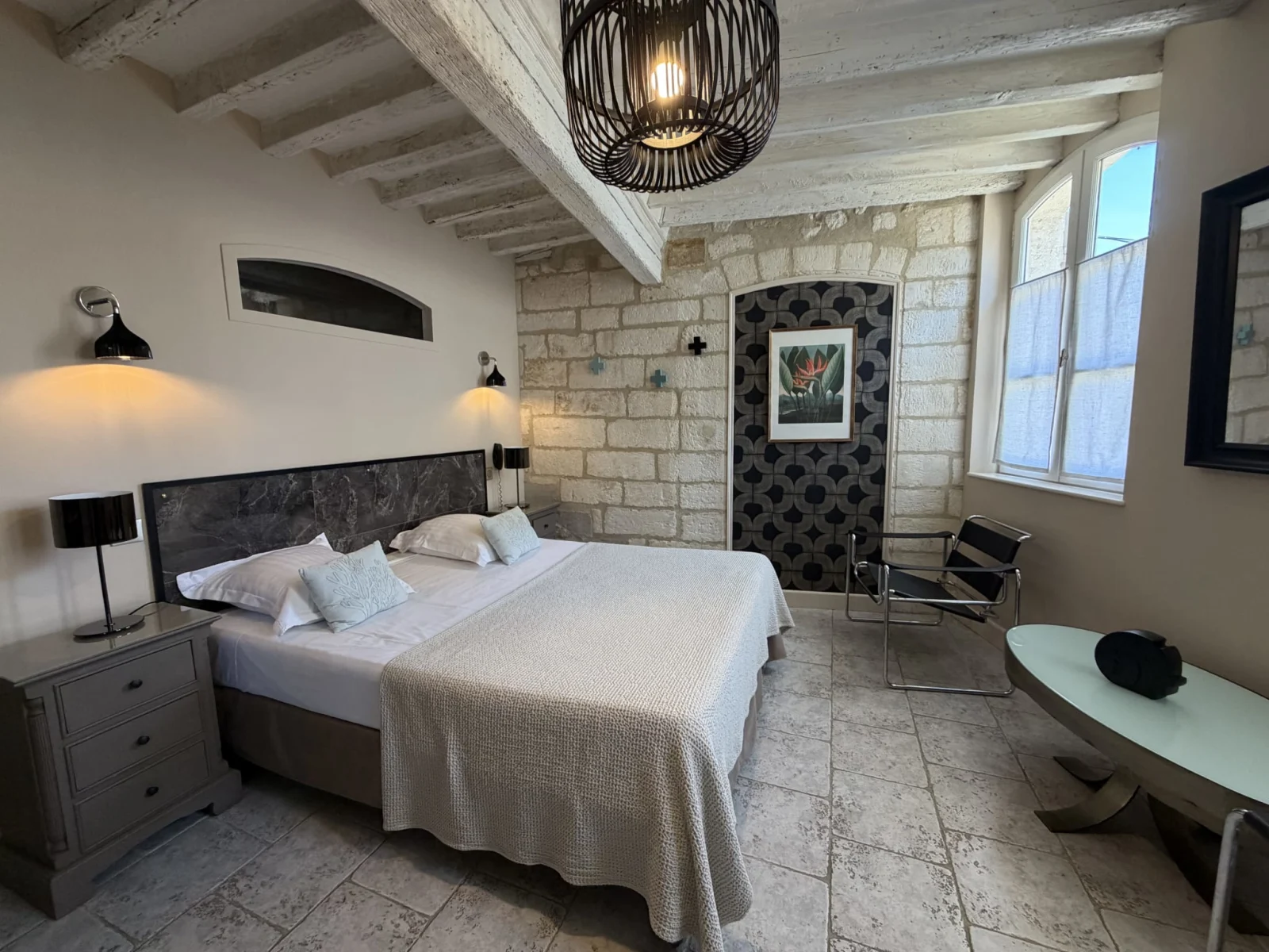 Chambre C — Élégance graphique