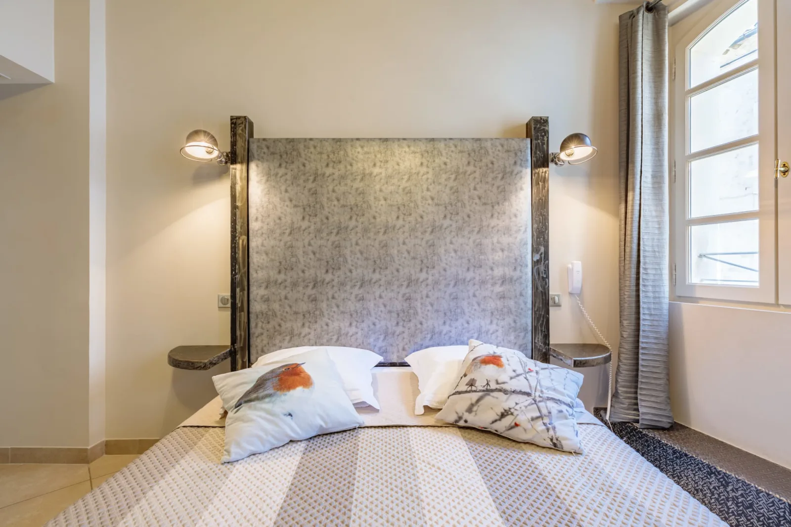 Suite E — Duplex — Deux niveaux à vivre
